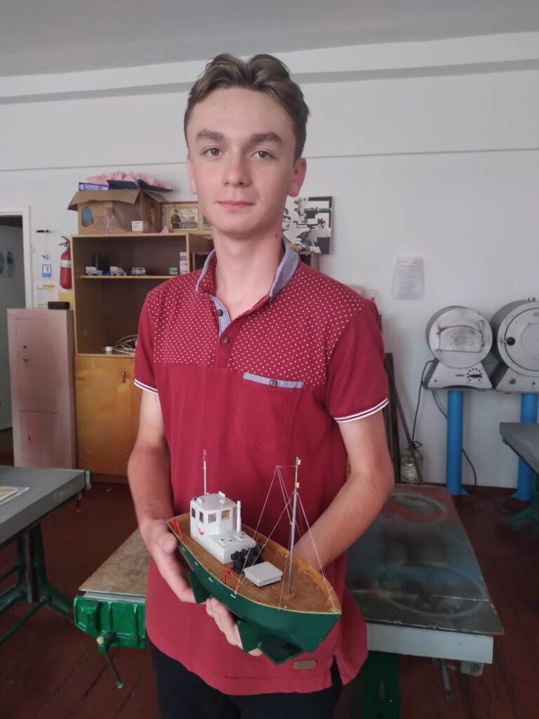У Житомирському обласному Центрі дитячої та юнацької творчості відбувся III етап Всеукраїнського відкритого заходу з судномодельного спорту