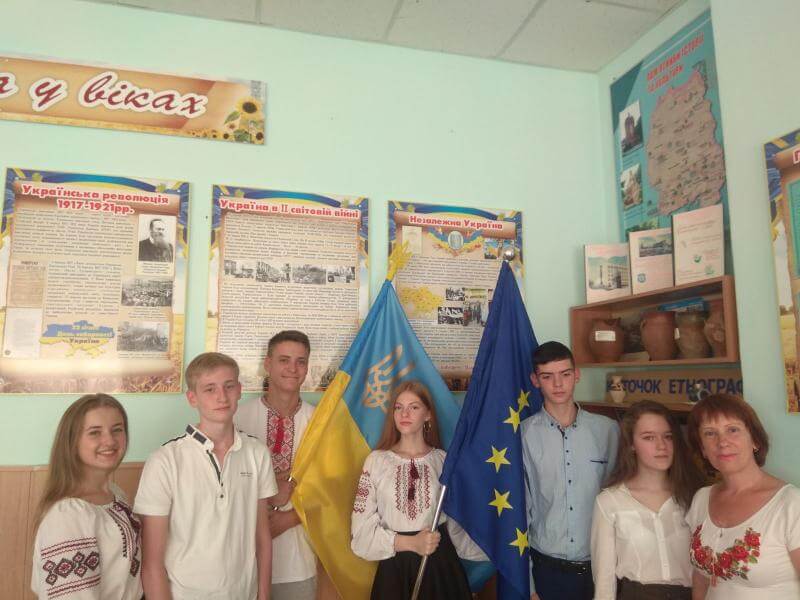 Звелич прапор
