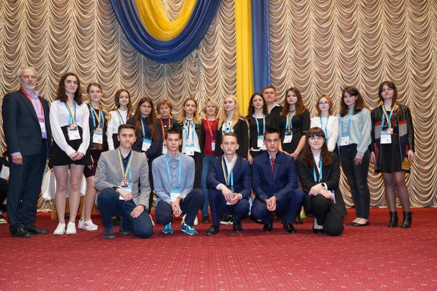 Вітаємо делегацію Житомирської області з поверненням із ІІІ етапу Всеукраїнського конкурсу-захисту МАН!