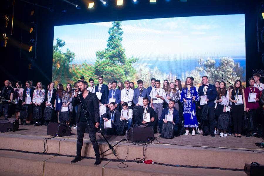 Вітаємо делегацію Житомирської області з поверненням із ІІІ етапу Всеукраїнського конкурсу-захисту МАН!