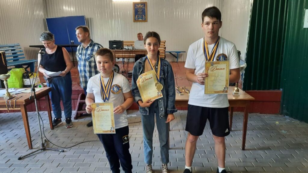 Спортсменки із Житомирщини вибороли призові місця на Всеукраїнських змаганнях із судномодельного спорту